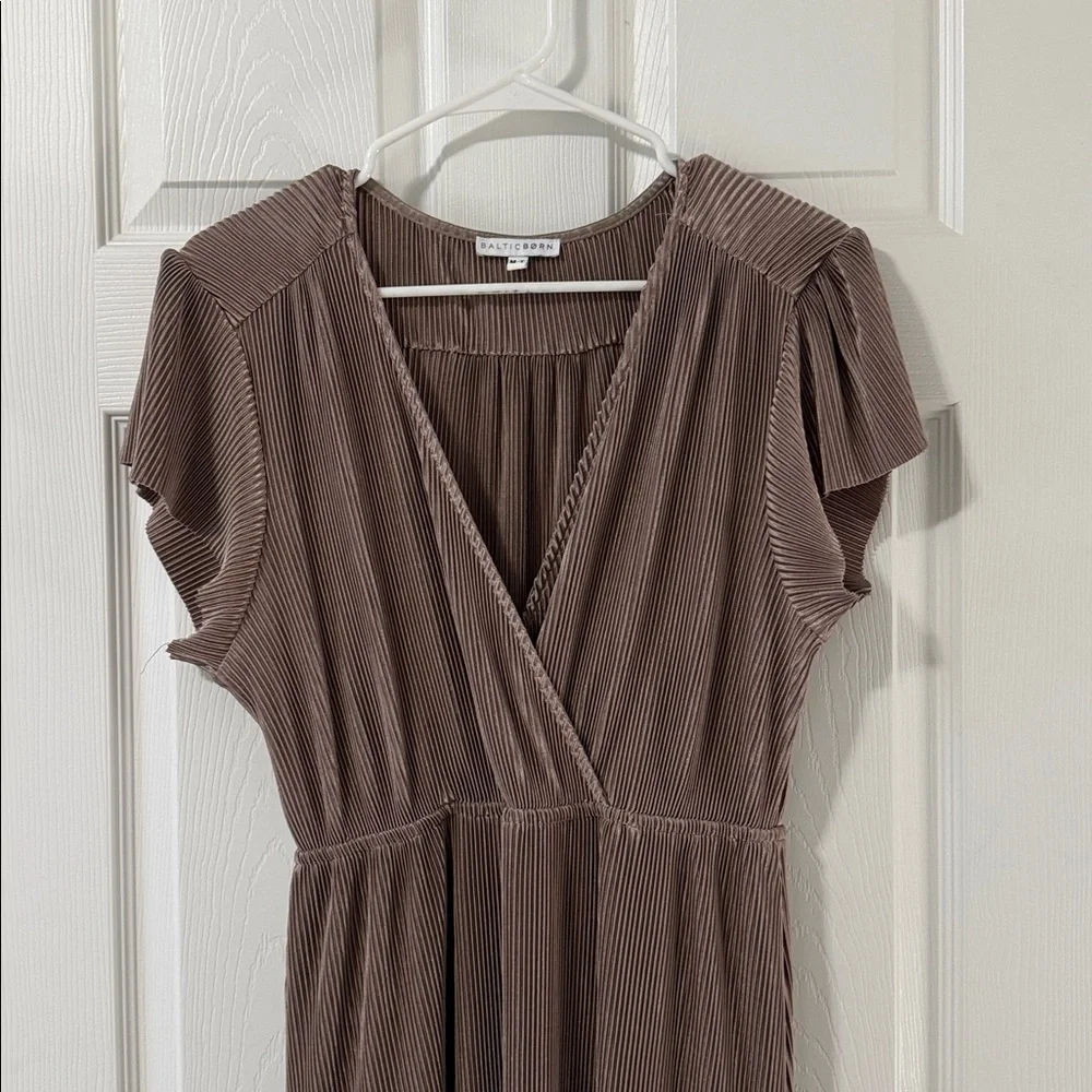 Baltic Born Elegant Ribbed Maxi Dress - Picture 3 of 3